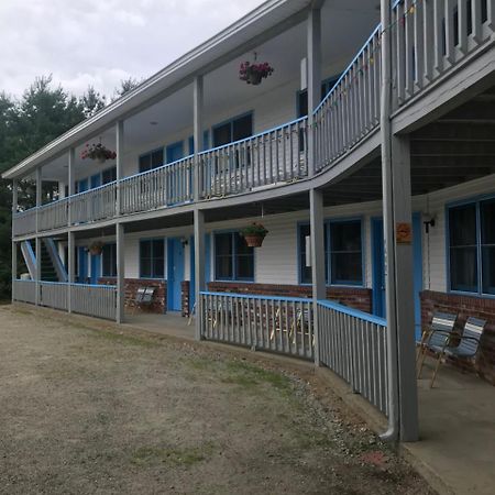 Four Seasons Motor Inn Twin Mountain Exterior photo